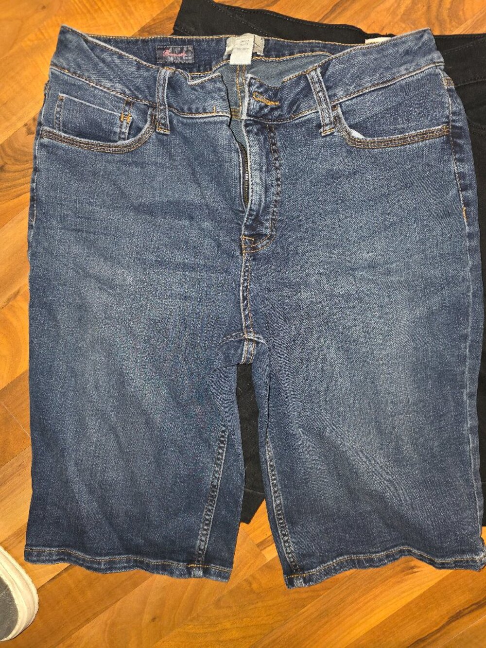 2 pair Women's Jean Short